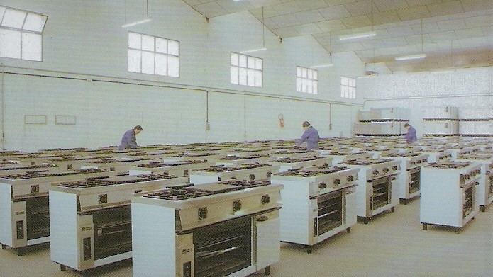 1975-cocinas-profesionales-industriales-hosteleria-plancha-gas-horno-repagas-spain-portugal-valencia